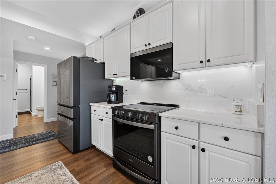 Palisades Condominium - Residential