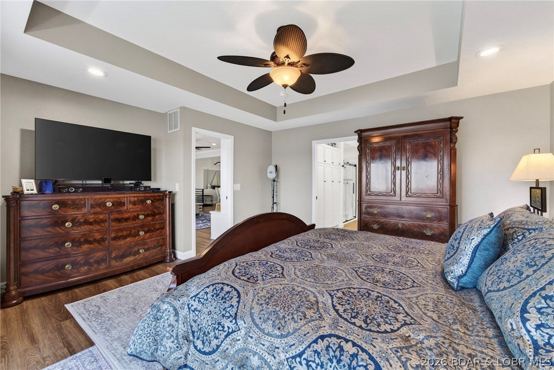 Palisades Condominium - Residential