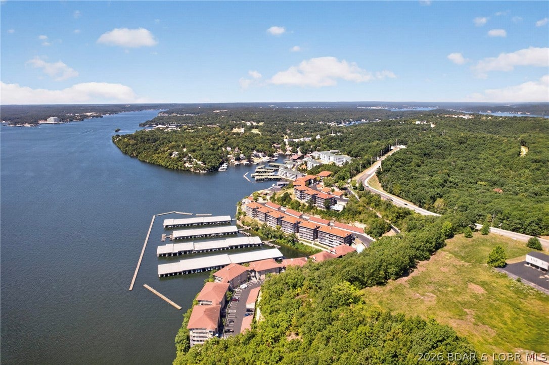 Palisades Condominium - Residential