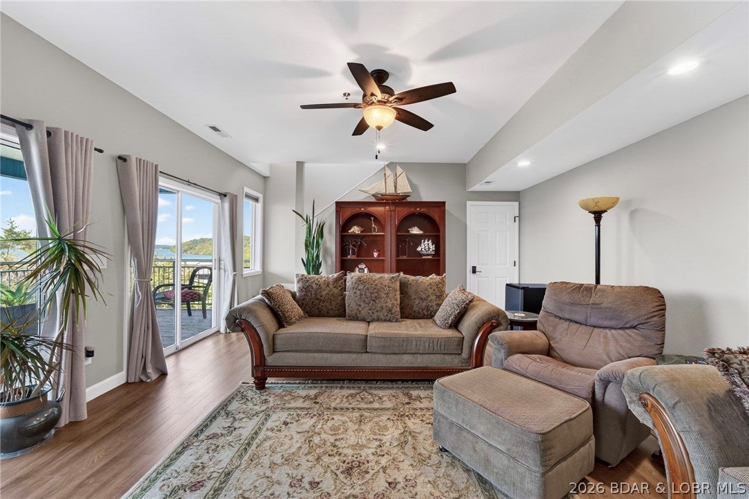 Palisades Condominium - Residential