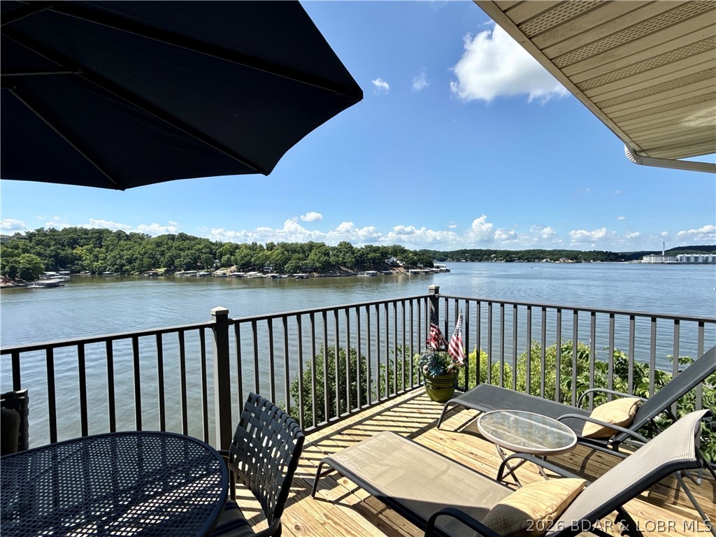 Jonathans Landing - Residential