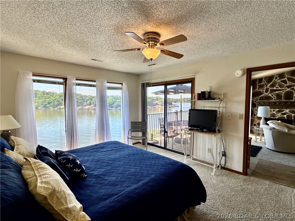 Jonathans Landing - Residential