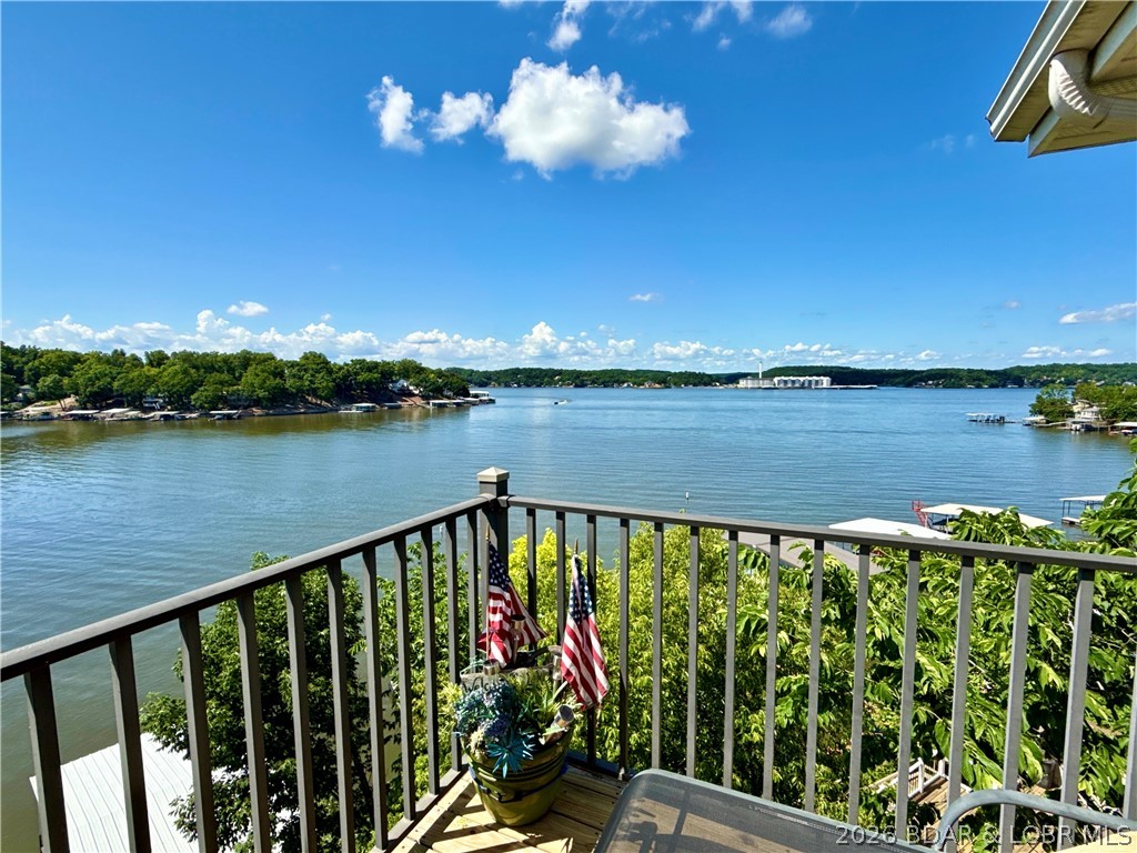 Jonathans Landing - Residential
