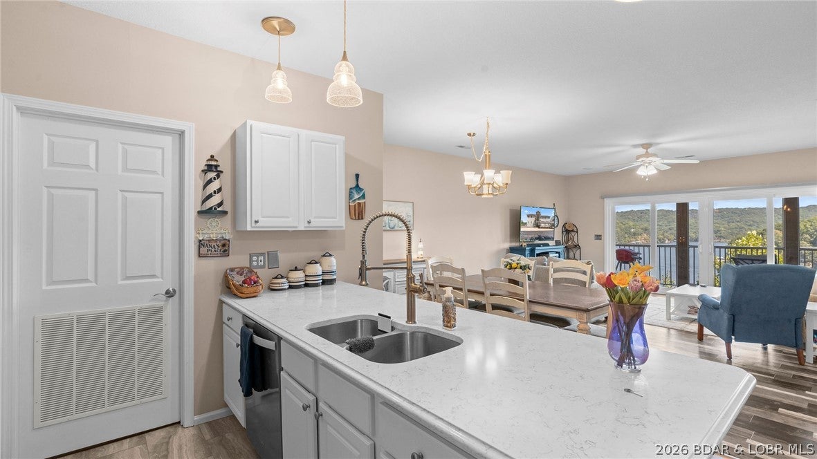 Oak Bluff Condominium - Residential