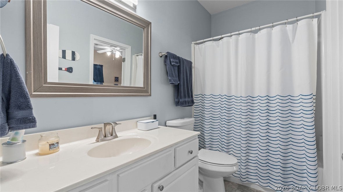 Oak Bluff Condominium - Residential