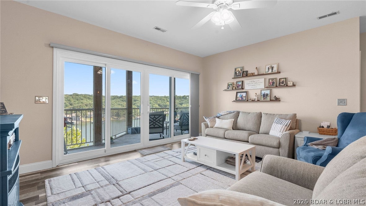 Oak Bluff Condominium - Residential