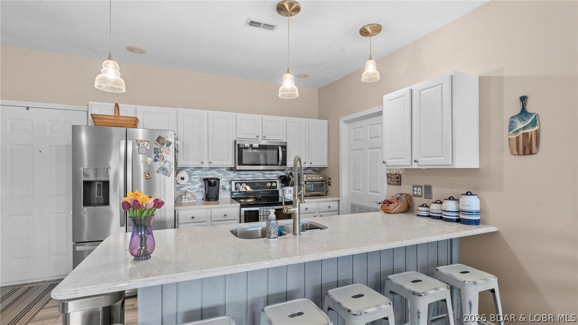 Oak Bluff Condominium - Residential