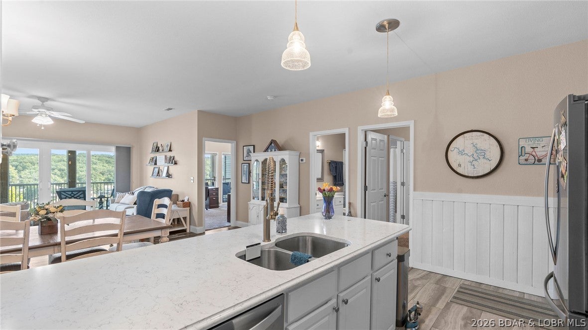 Oak Bluff Condominium - Residential