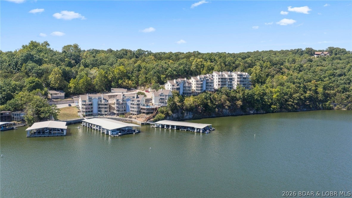 Oak Bluff Condominium - Residential