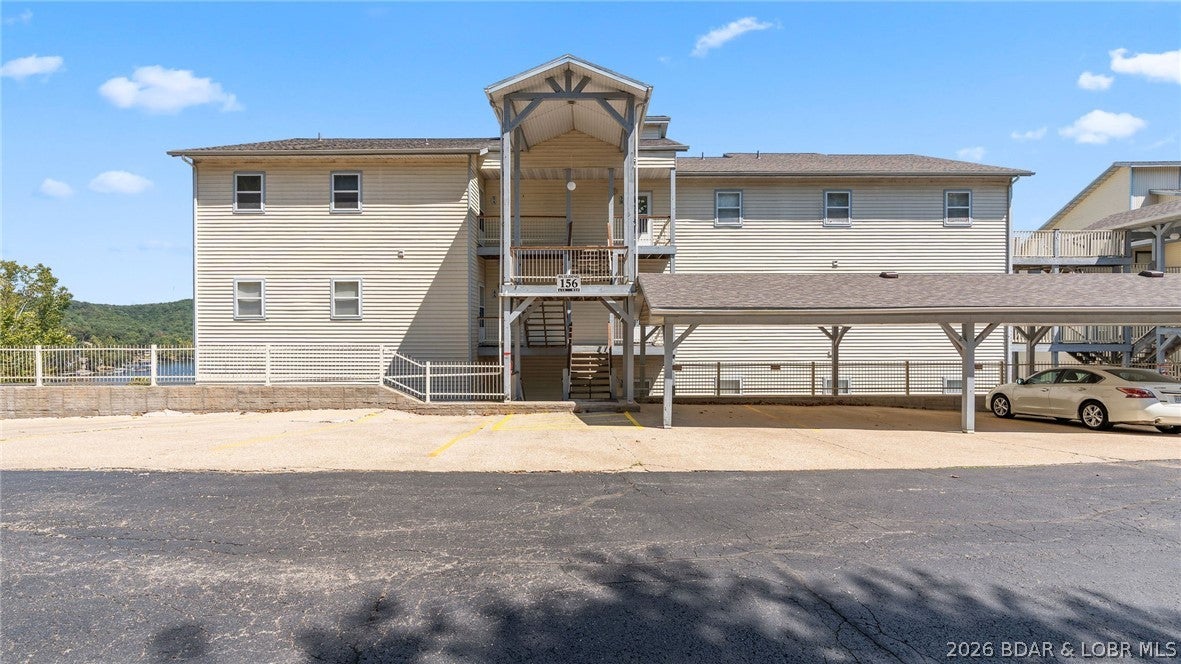 Oak Bluff Condominium - Residential
