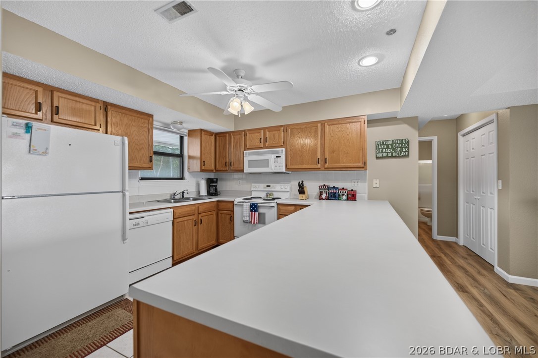 The Falls Condo - Residential