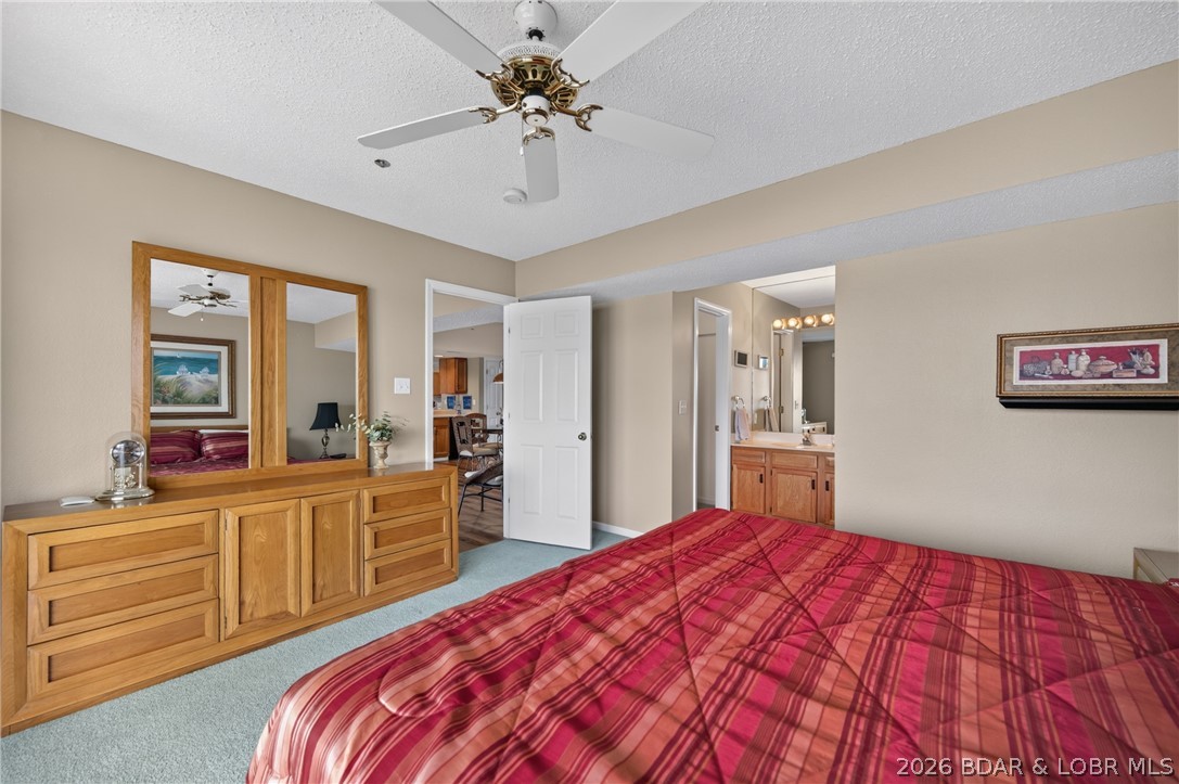The Falls Condo - Residential