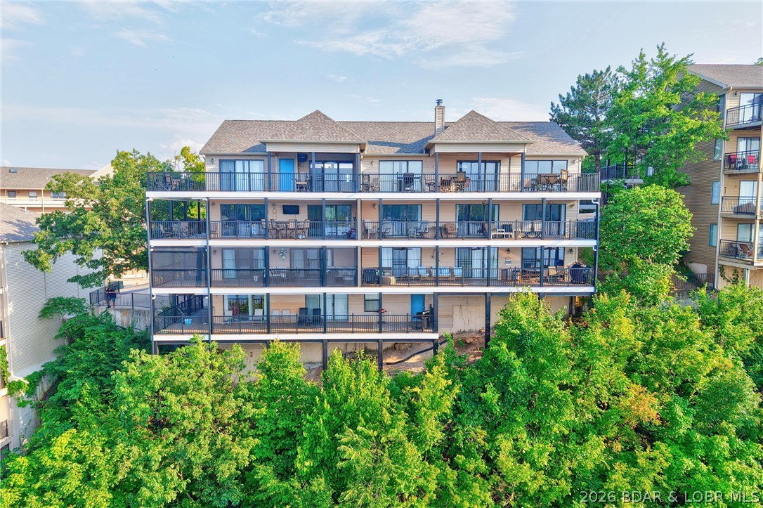 The Falls Condo - Residential