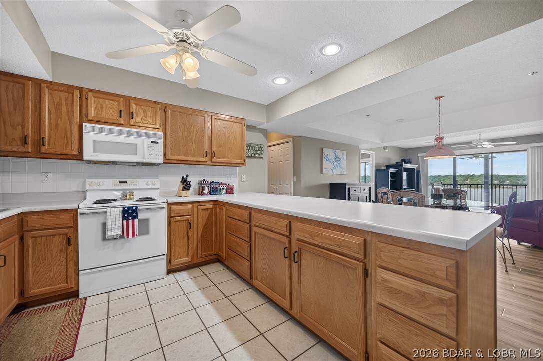 The Falls Condo - Residential