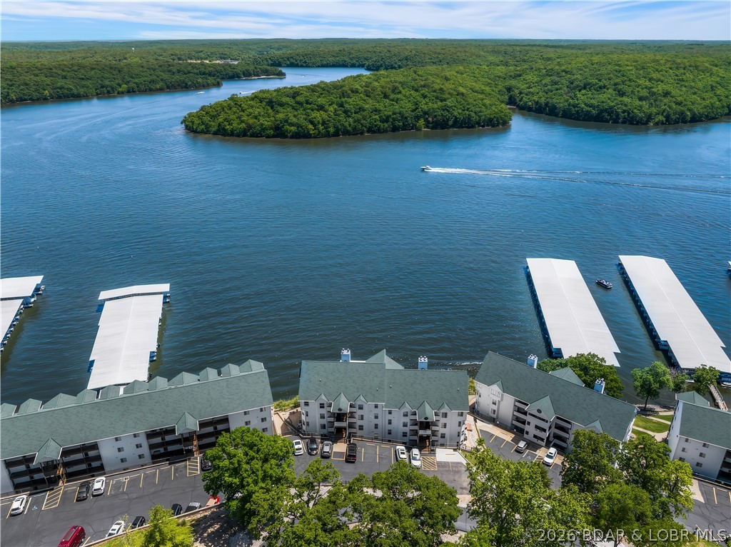 Park Place On The Lake - Residential