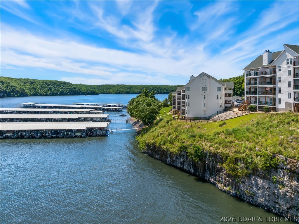 Park Place On The Lake - Residential