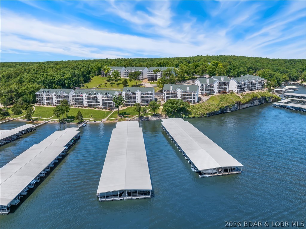 Park Place On The Lake - Residential