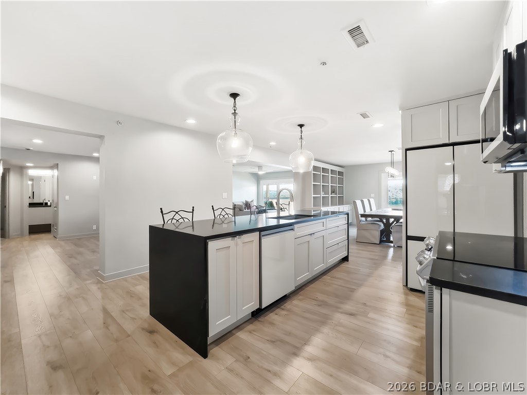 Park Place On The Lake - Residential