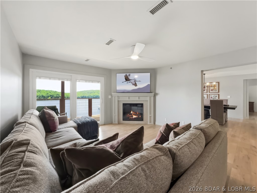 Park Place On The Lake - Residential