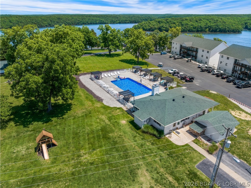 Park Place On The Lake - Residential