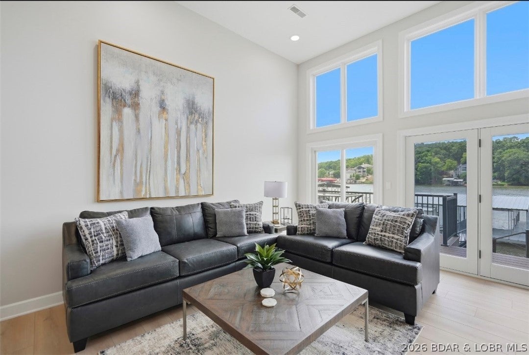Eagles Cove - Residential