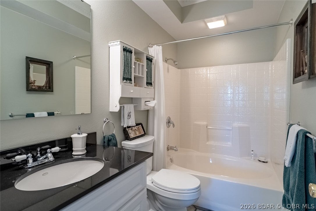 Eagles Cove - Residential