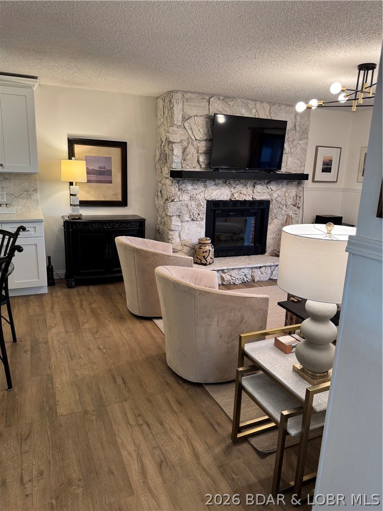 Three Seasons Condominiums - Residential