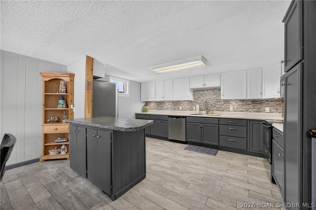 Coffman Bend #9 - Residential