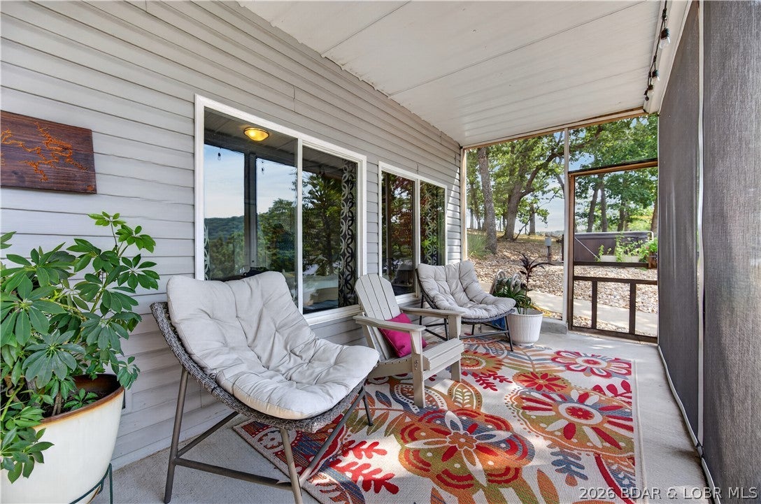 Coffman Bend #13 - Residential