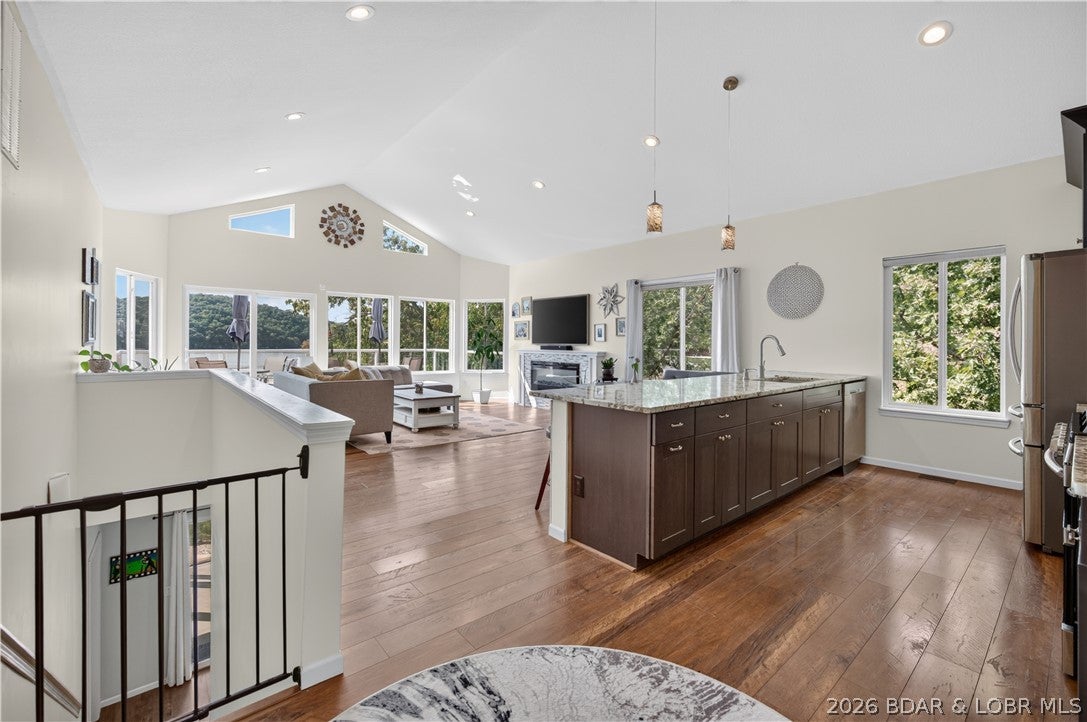 Coffman Bend #13 - Residential