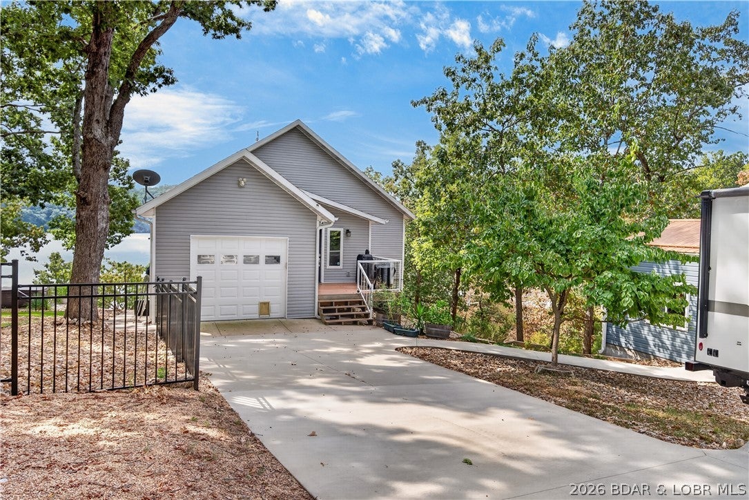 Coffman Bend #13 - Residential