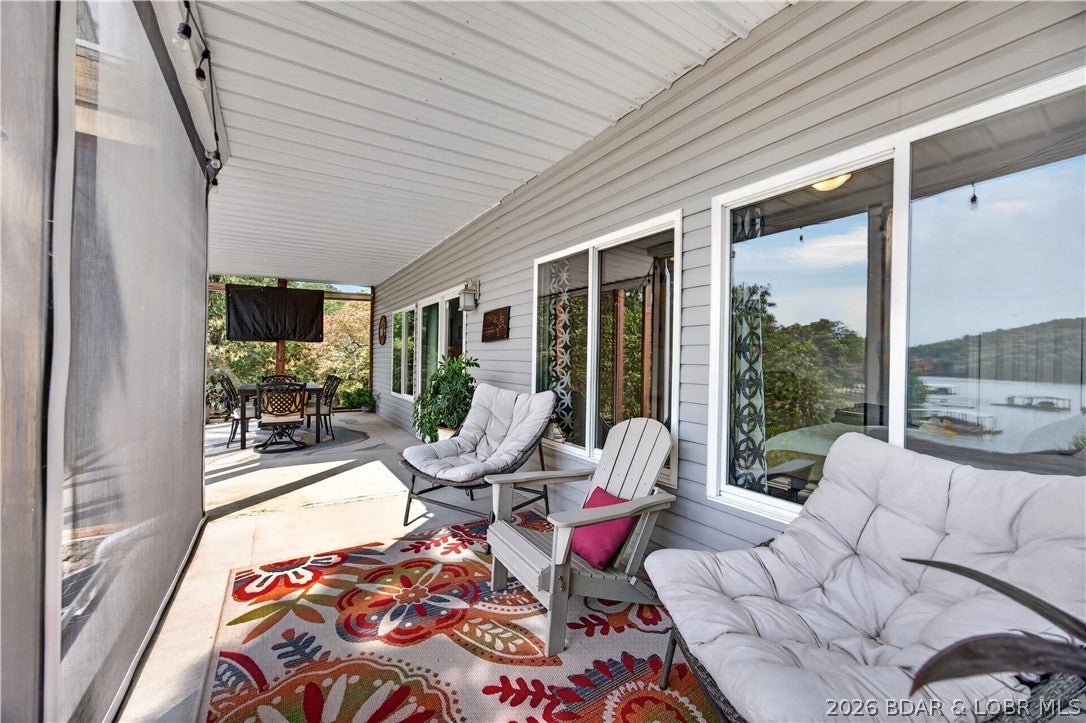 Coffman Bend #13 - Residential