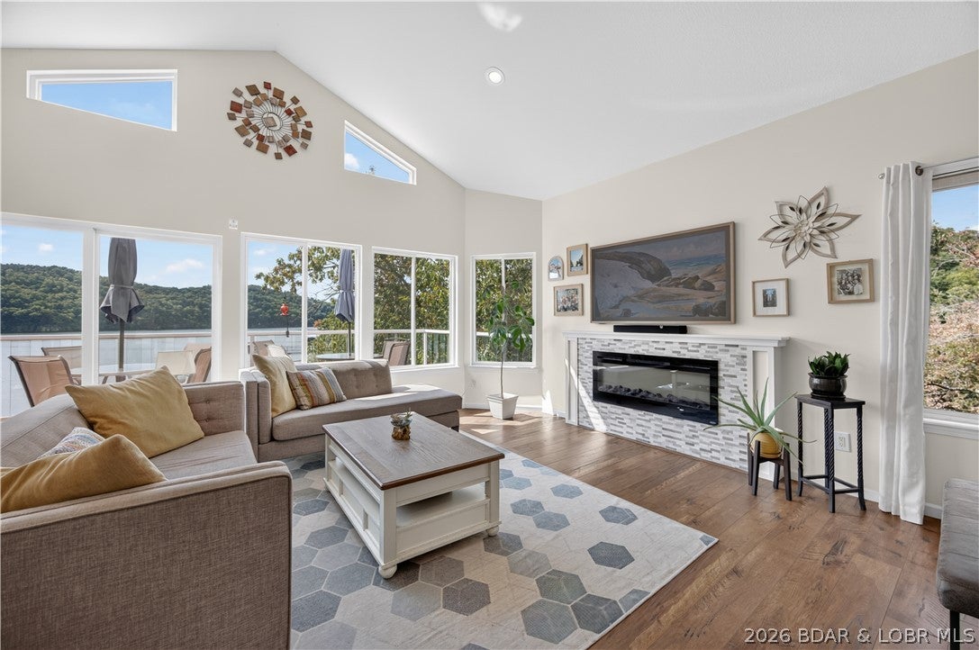 Coffman Bend #13 - Residential