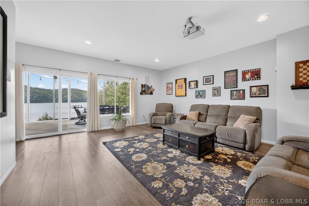 Coffman Bend #13 - Residential