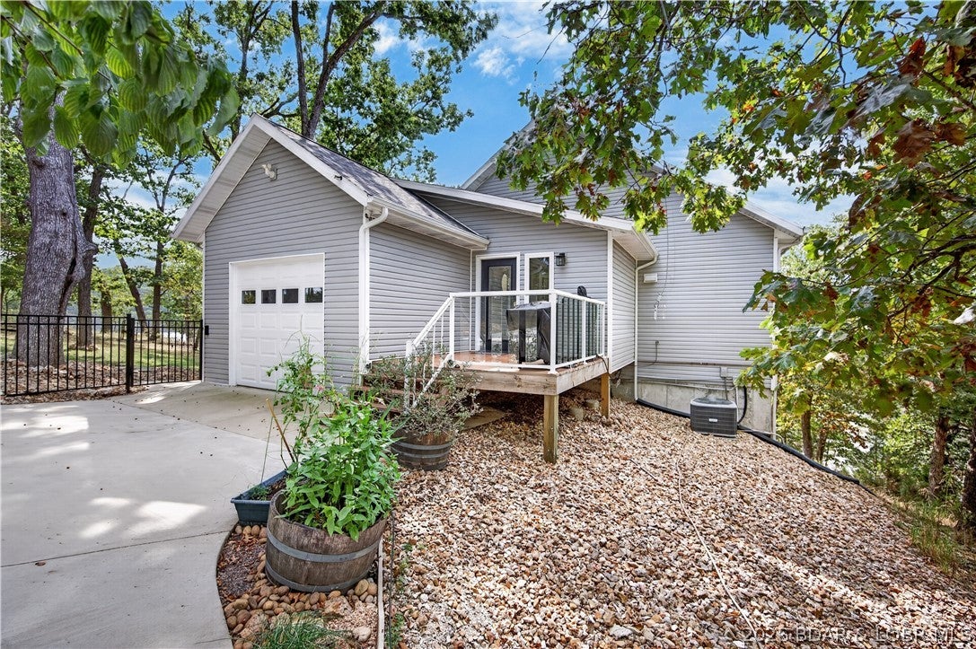 Coffman Bend #13 - Residential