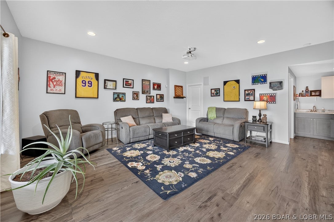 Coffman Bend #13 - Residential