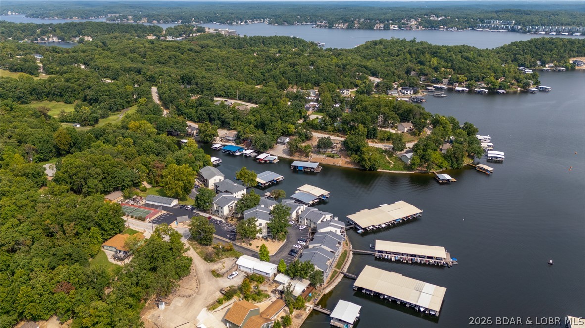 The Willows On The Lake - Residential