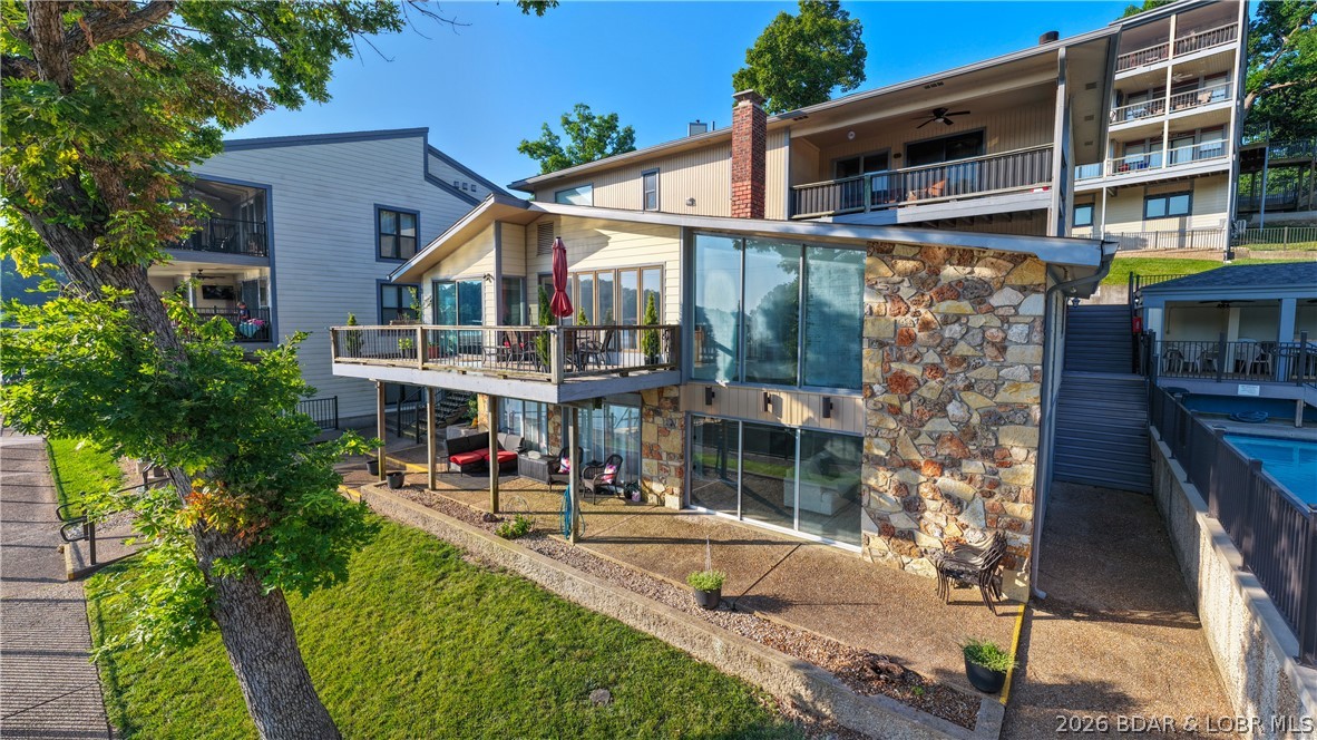 The Willows On The Lake - Residential