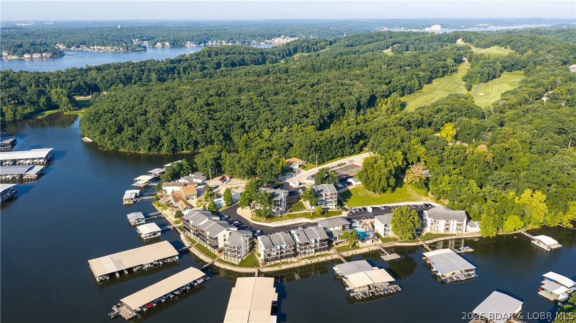 The Willows On The Lake - Residential