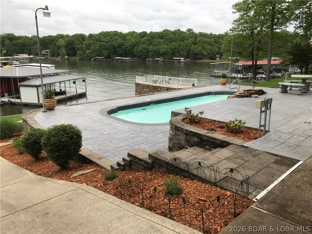 Shawnee Bend No. 5 - Residential