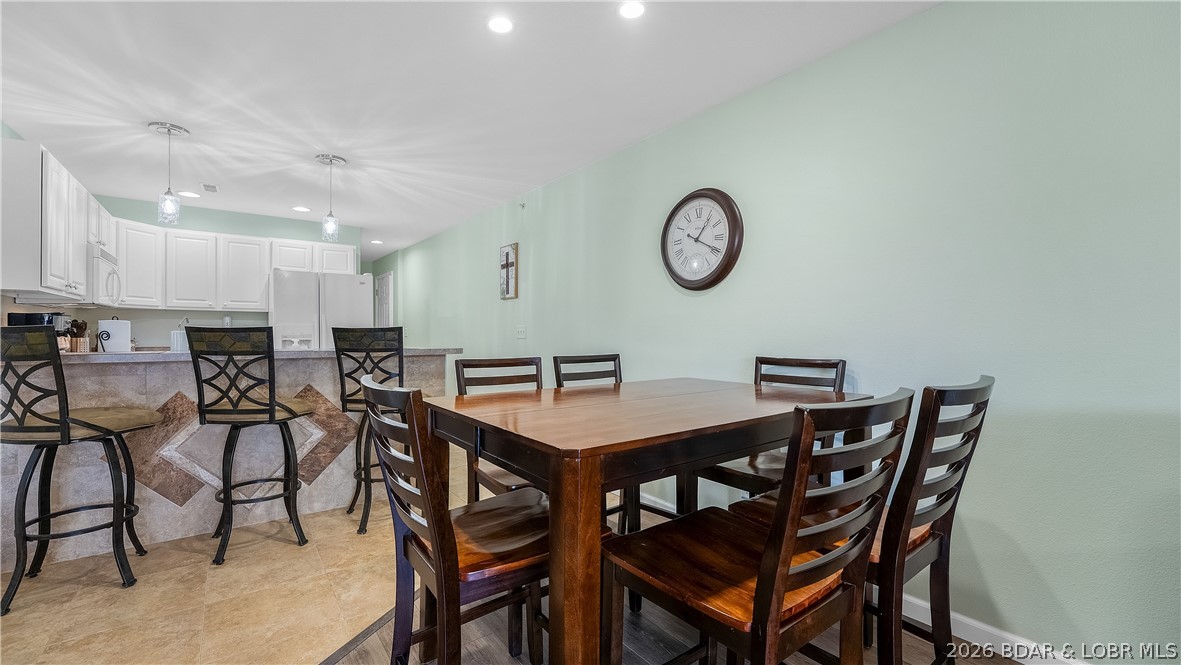 Cedar Glen Condominium - Residential