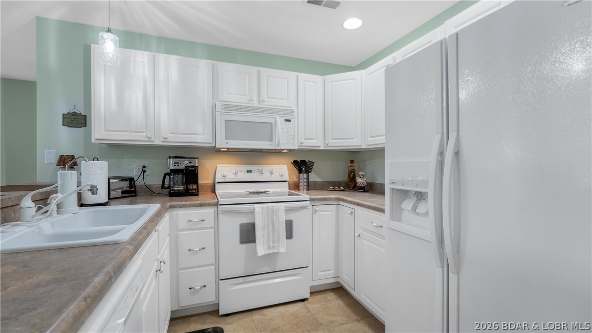 Cedar Glen Condominium - Residential
