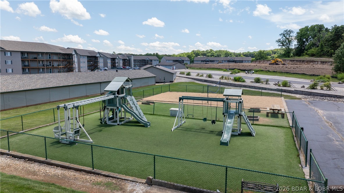 Cedar Glen Condominium - Residential