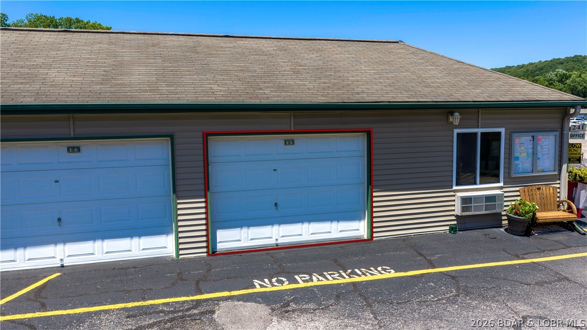 Cedar Glen Condominium - Residential