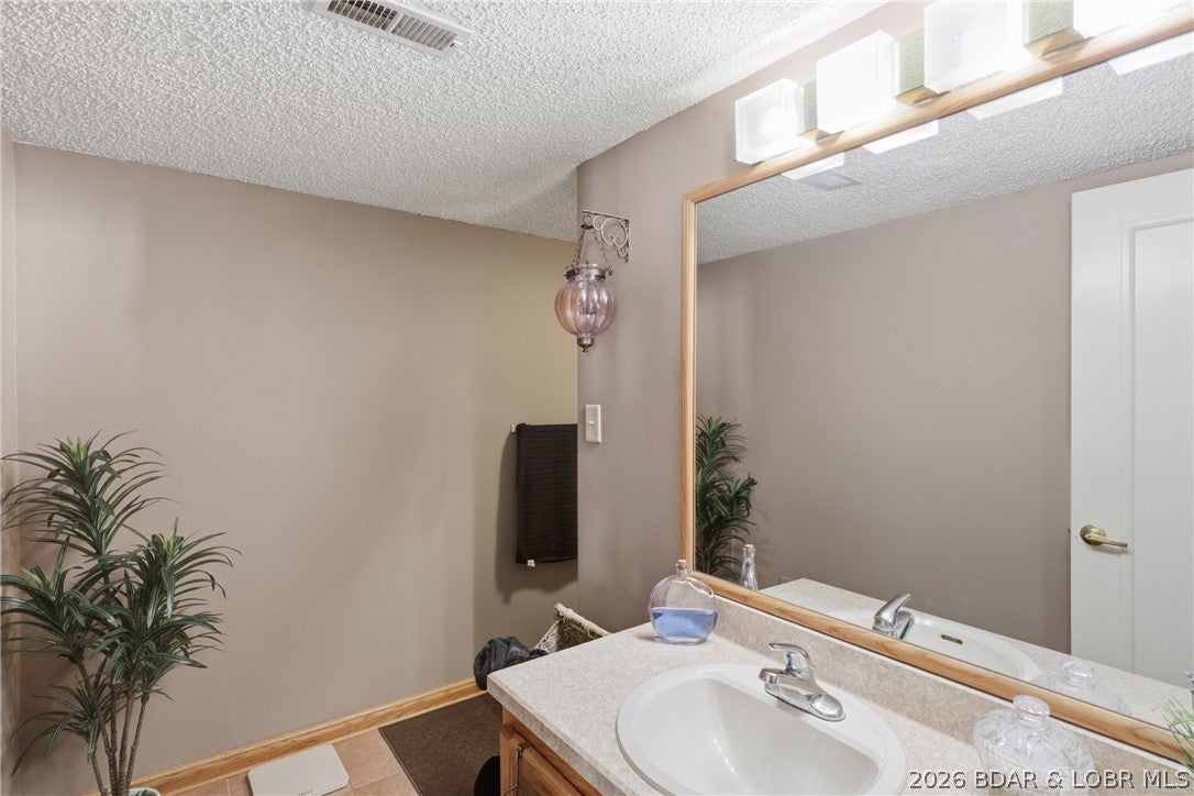 Four Seasons Racqt-Cntry Club - Residential