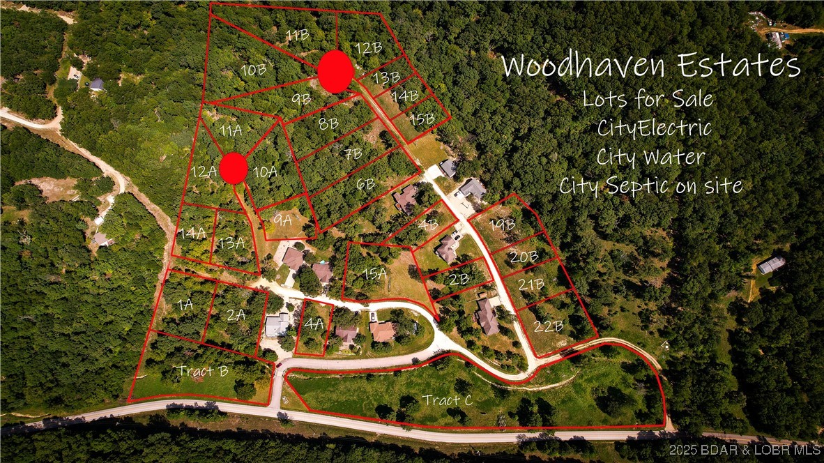 This prime city lot in Woodhaven Estates, located in Camden County, offers access to city water and sewer. With a low HOA fee and the flexibility to build manufactured or modular homes on a permanent foundation, this property is a fantastic opportunity. Plus, with zero-down financing options available through local lenders, you could go from renting to owning in just a few months!