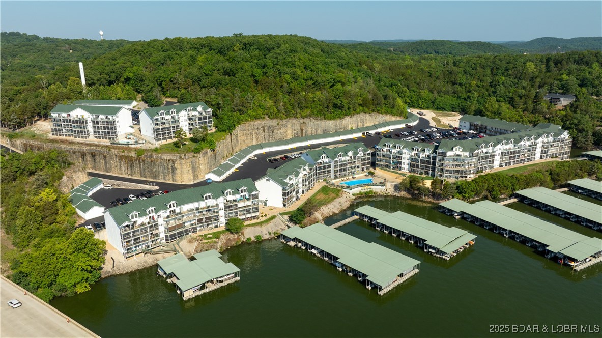 Cedar Heights Condominium - Residential