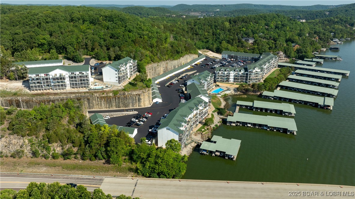 Cedar Heights Condominium - Residential