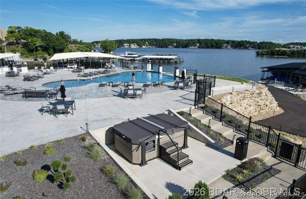 Havens at Village of Four Seasons Condo - Residential