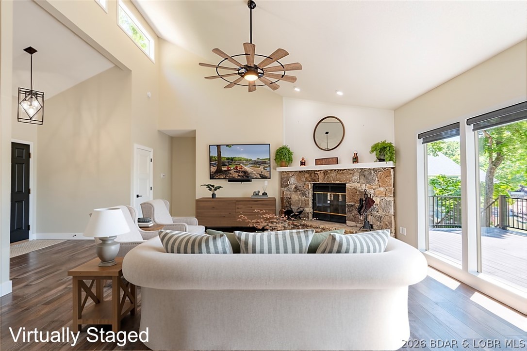 Imperial Point - Residential